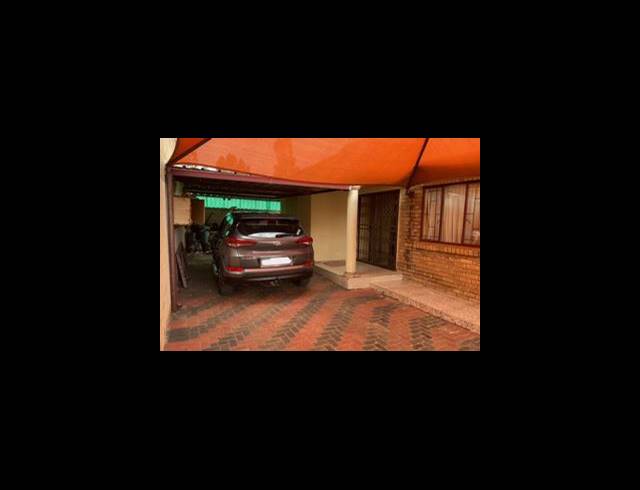 3 BEDROOM HOUSE FOR SALE IN SOSHANGUVE XX